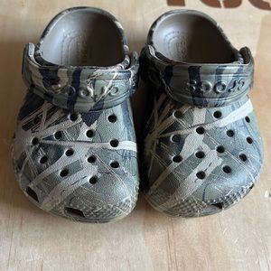 CROCS Kids Camouflage Sandals